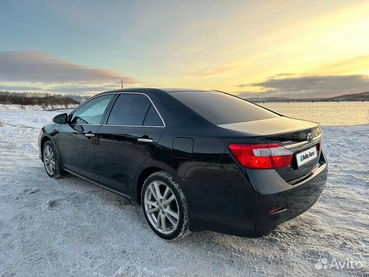 Toyota Camry 2.5 AT, 2013, 186 000 км