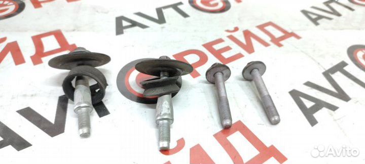 Болт Toyota Camry Gracia SXV20 5S-FE 2000.04