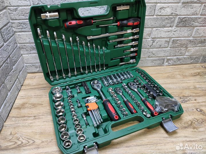 Набор инструментов 121 предмет