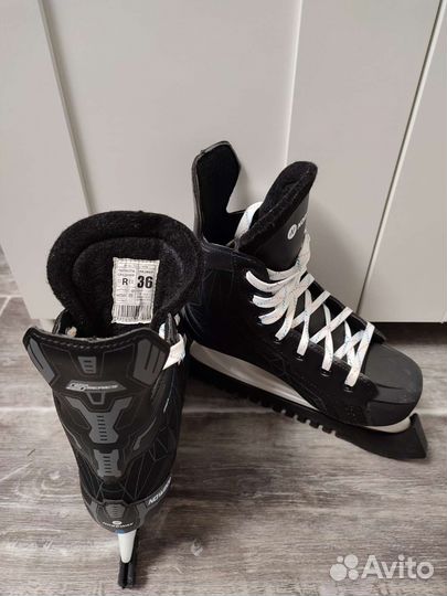 Коньки хоккейные