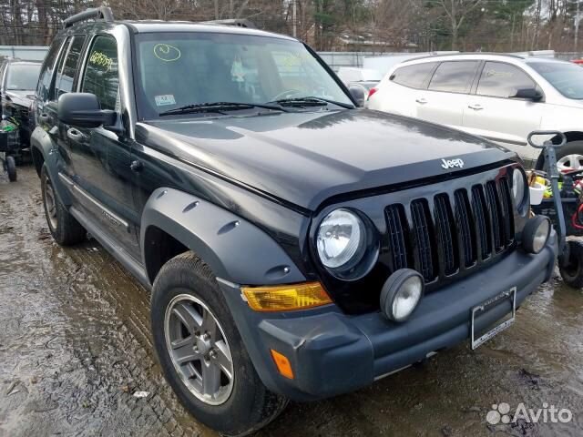 В разборе Jeep Liberty 2002-2006