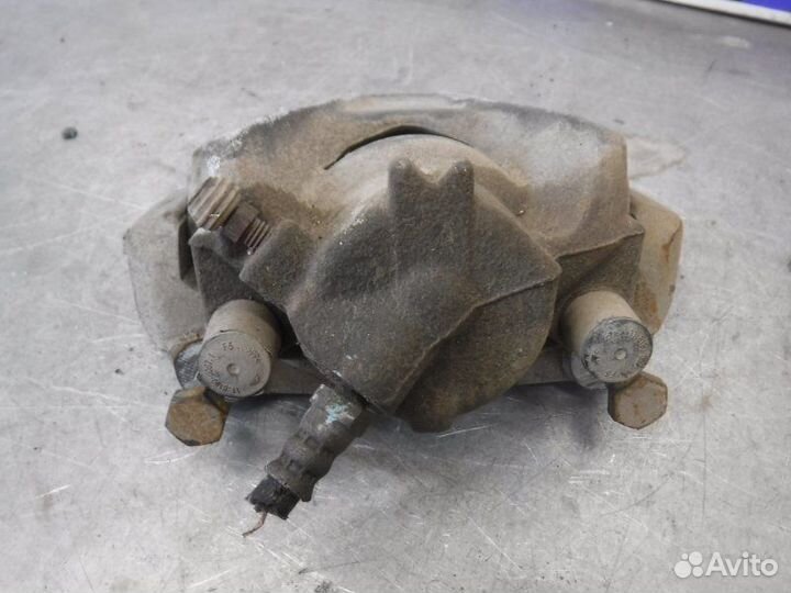 Суппорт передний левый Renault Kaptur F4R 2018