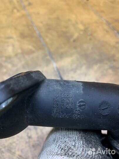 Корпус термостата Volkswagen Golf 5 BXE 2006