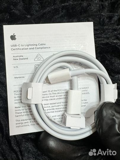 Кабель Type C to Lightning