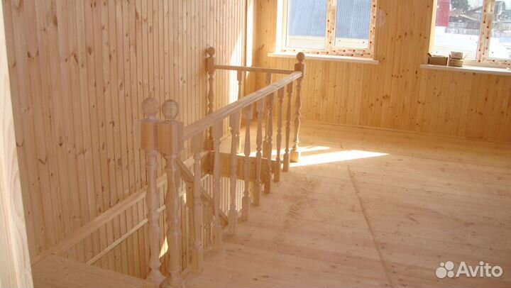 Плотники, строители