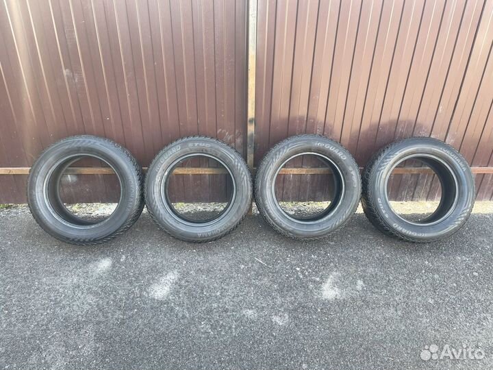 Yokohama Ice Guard IG35 215/60 R16 99T