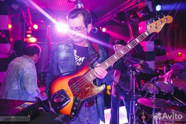 Обучение на бас гитаре