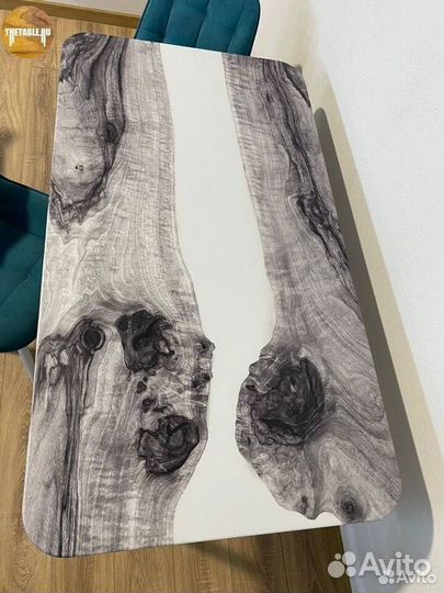 Кухонный стол лофт 'Secure Level'