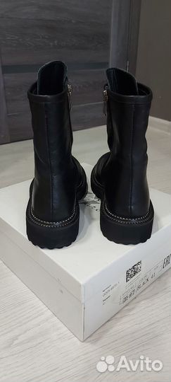 Ботинки женские