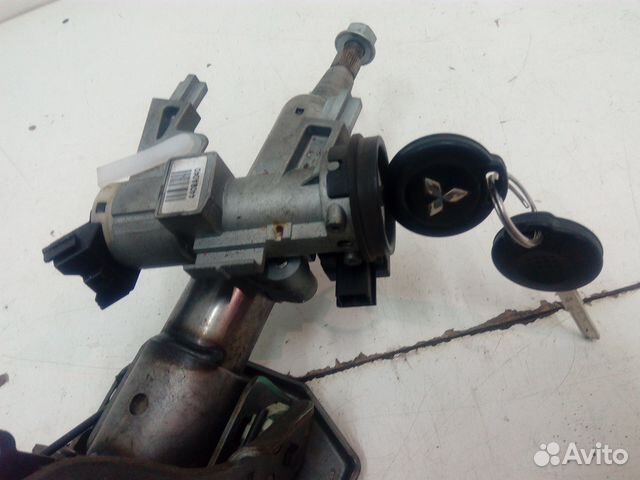 Замок зажигания Mitsubishi Colt