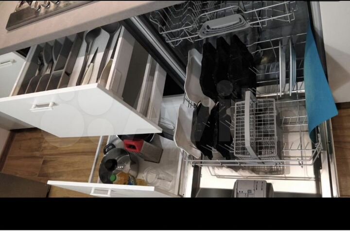 2-к. квартира, 55 м², 3/3 эт.