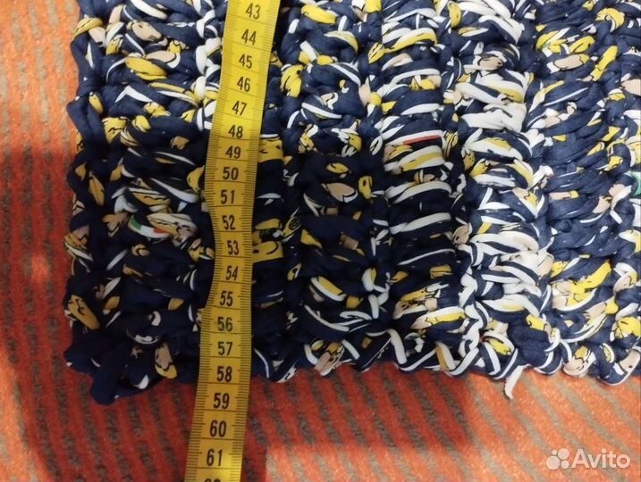 Коврик вязаный крючком