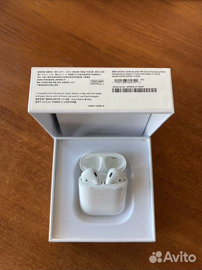 Наушники Apple AirPods w/Wireless Charg.Case mrxj2