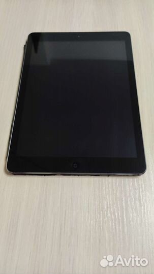 iPad Air 1 WiFi + LTE 64GB