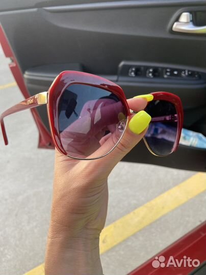 Солнцезащитные очки женские