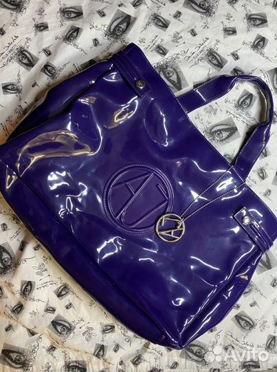 Cумка Armani Jeans лаковая кожа оригинал