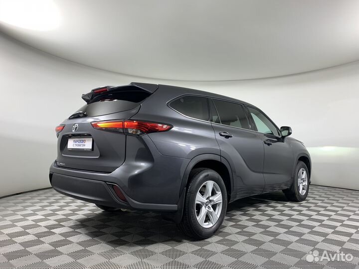 Toyota Highlander 3.5 AT, 2022, 5 617 км