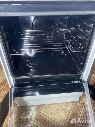 Плита электрическая стеклокерамика Hansa