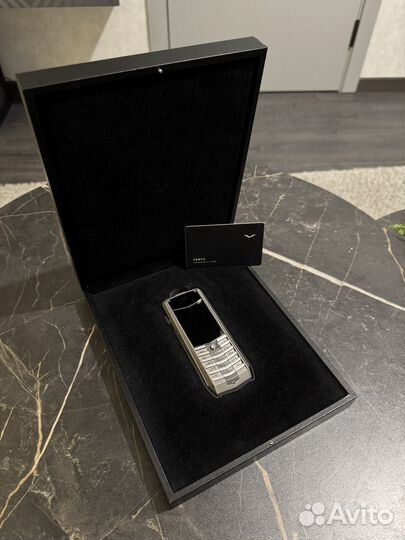 Vertu Ascent 2010, 32 ГБ