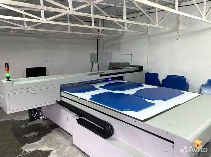 Планшетный уф-принтер uvip 3020