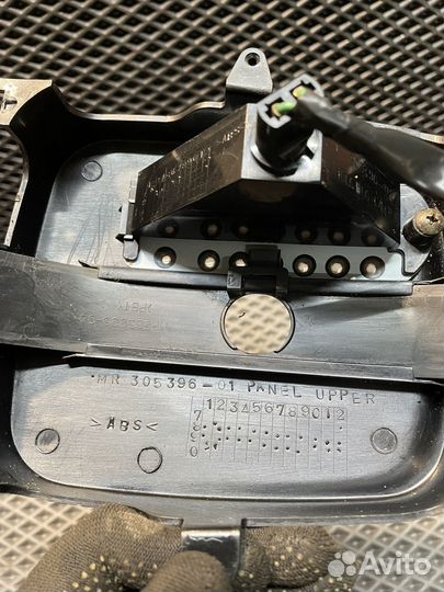 Накладка селектора АКПП Mitsubishi Galant 8