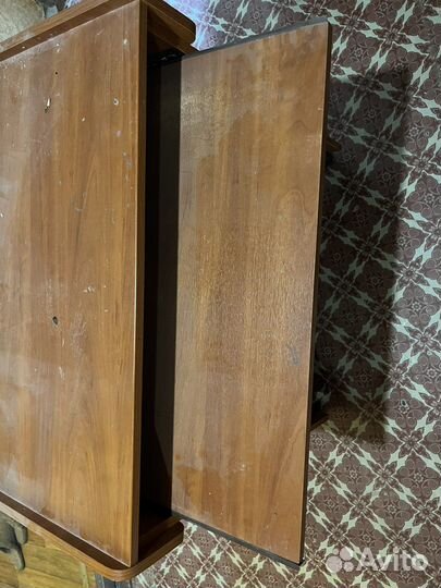 Стол письменный