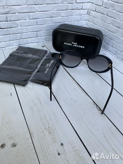 Солнцезащитные очки Marc Jacobs новые оригинал