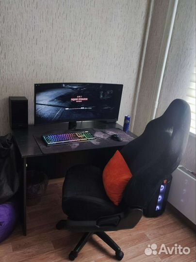 Игровой компьютер в сборе