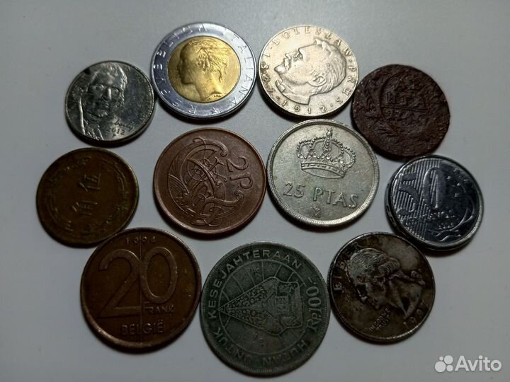 Набор необычных монет