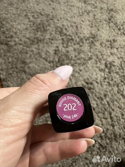 Помада Лэтуаль тон 202 rouge dianant