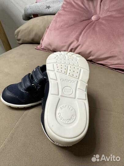Кроссовки Geox на липучке