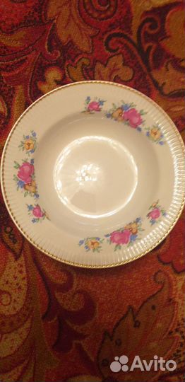 Глубокие суповые тарелки