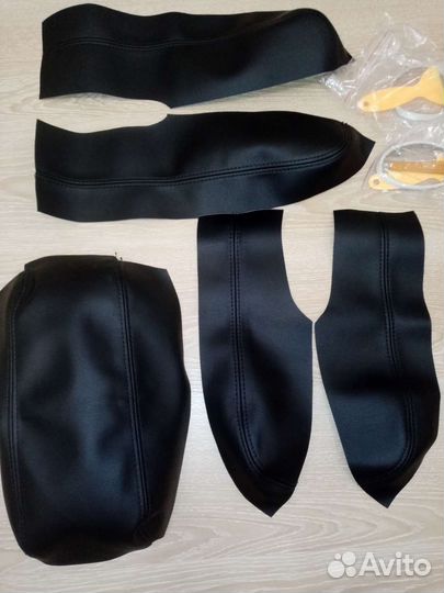 Обшивка подлокотника и дверных ручек хонда цивик