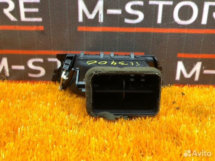 Дефлектор воздушный передний правый Bmw 3-Series