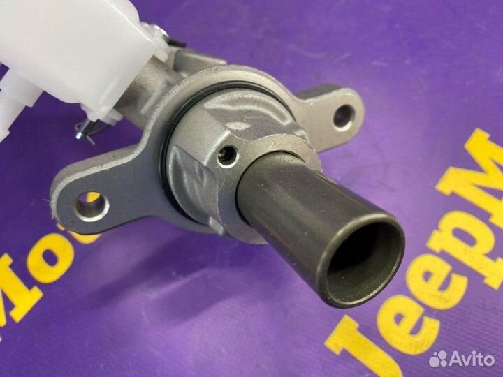 Главный тормозной цилиндр Nissan X-Trail T31