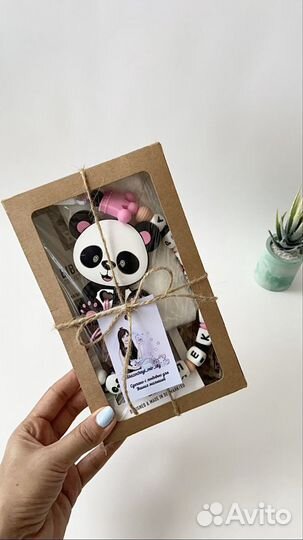 Именной держатель для соски с грызунком