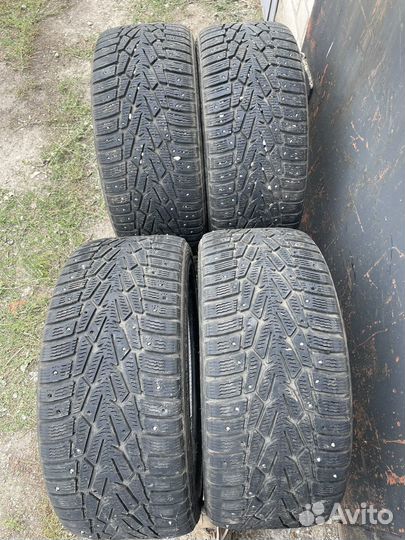 Nokian Tyres Hakkapeliitta 7 245/40 R18 97T