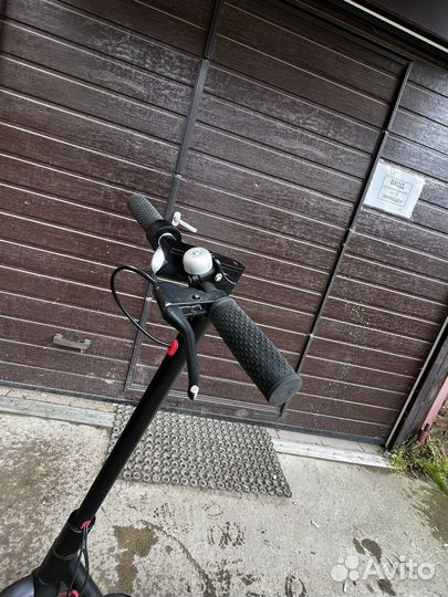 Электро самокат Xiaomi m365 PRO