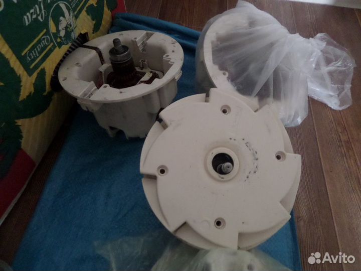 Запчасти и комплектующие пылесосов Miele