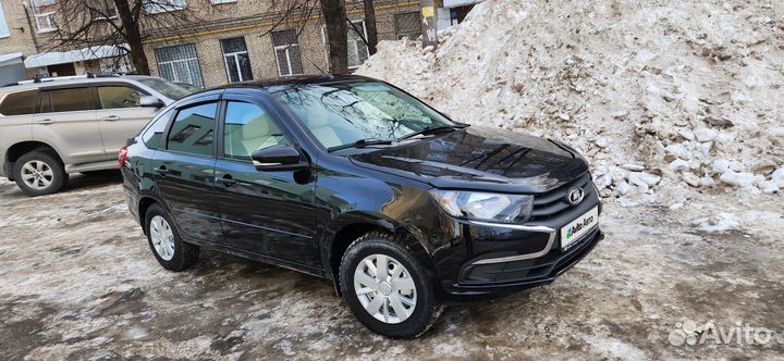 LADA Granta 1.6 МТ, 2023, 3 000 км