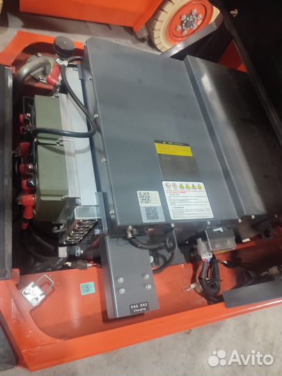 Вилочный погрузчик Lonking LG30B, 2023