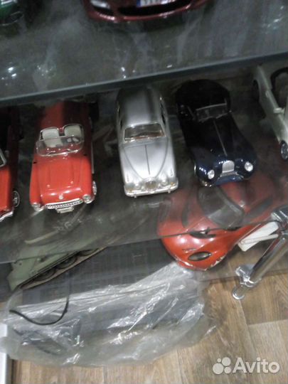 Коллекционные машинки 1 18, 1:24