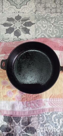 Чугунная сковорода 26