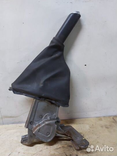 Рычаг стояночного тормоза передний Renault Fluence