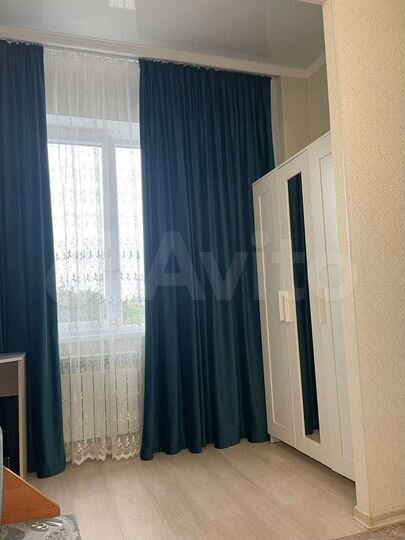 2-к. квартира, 77 м², 2/4 эт.