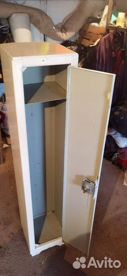 Сейф металлический