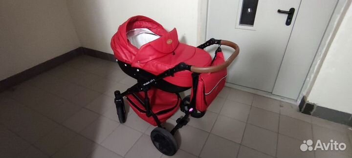 Коляска 3 в 1 Maema