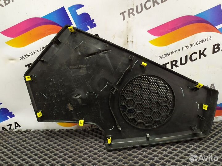 Решетка динамика левая Renault T