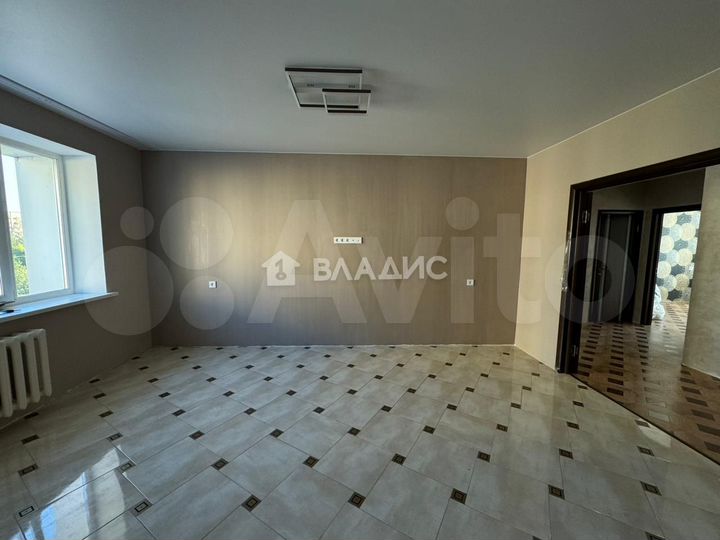 3-к. квартира, 73 м², 4/10 эт.