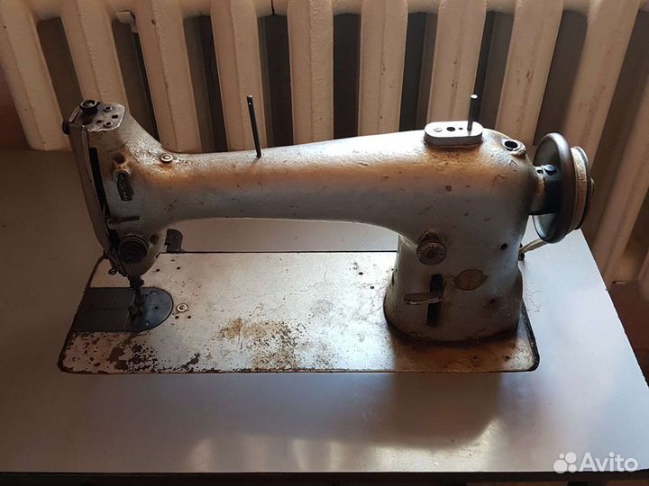 Швейная машинка